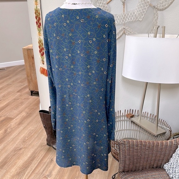 GAP Blue Knee-Length Casual Dress with Long Sleeves - Picture 2 of 12